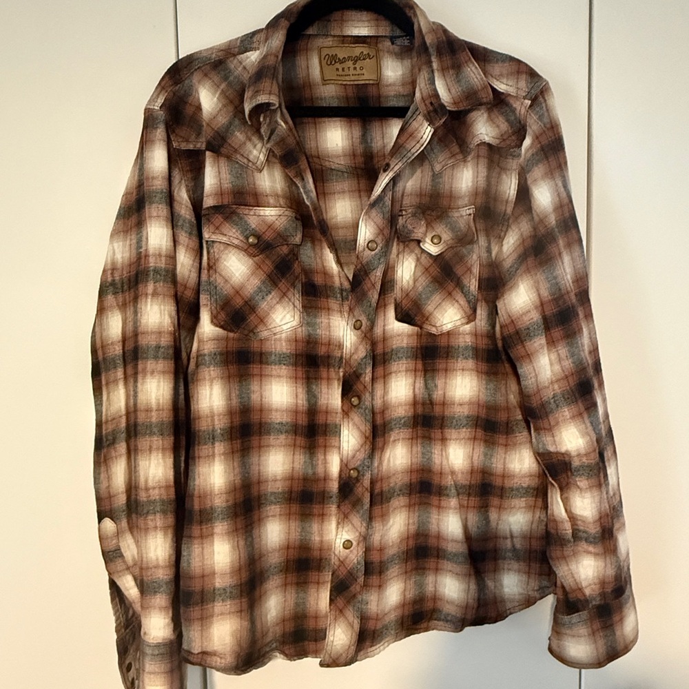 Wrangler Tan and Brown Plaid Shirt